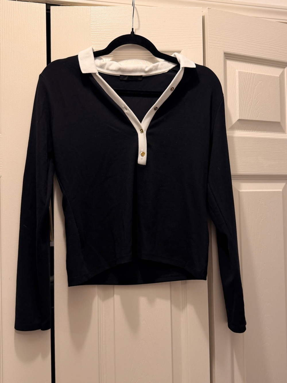 Zara Black Long-Sleeve Polo Top with White Collar